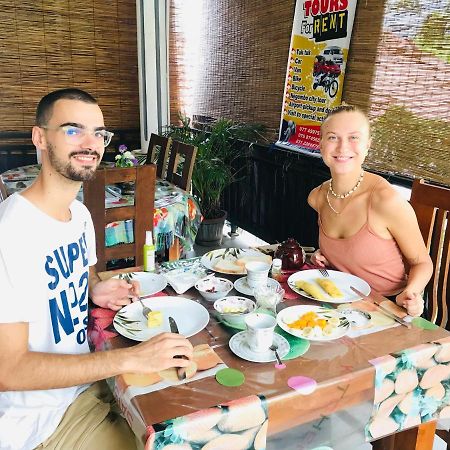 נגומבו Rodrigo'S Villa & Restaurant מראה חיצוני תמונה