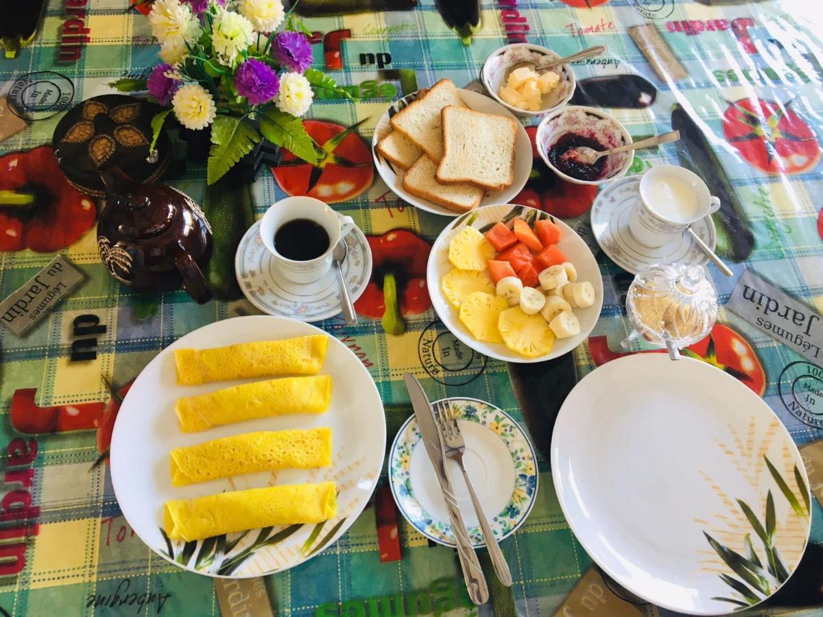 נגומבו Rodrigo'S Villa & Restaurant מראה חיצוני תמונה