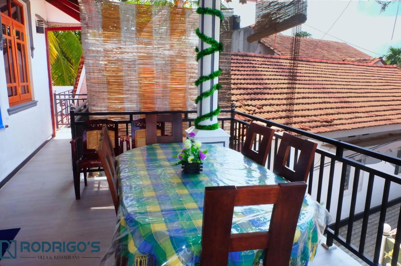 נגומבו Rodrigo'S Villa & Restaurant מראה חיצוני תמונה