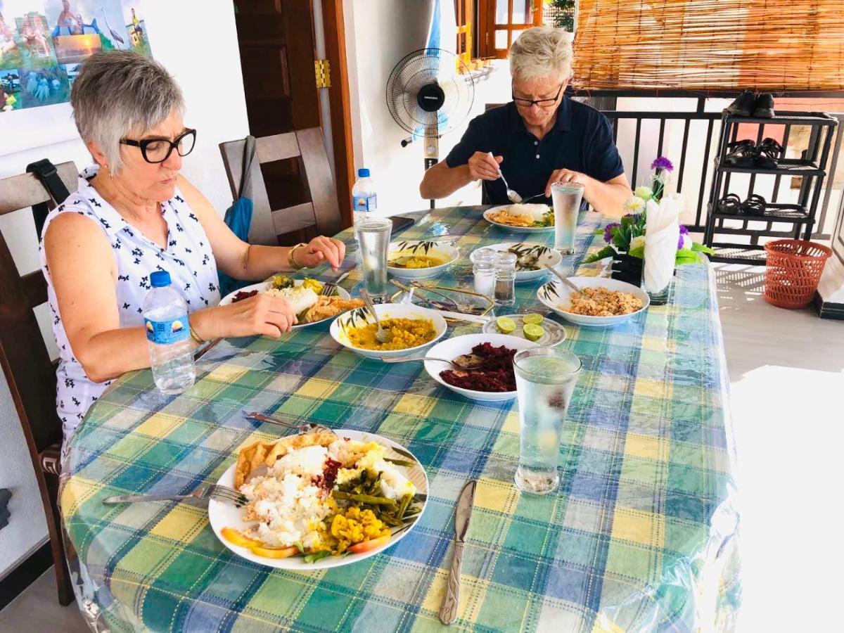 נגומבו Rodrigo'S Villa & Restaurant מראה חיצוני תמונה